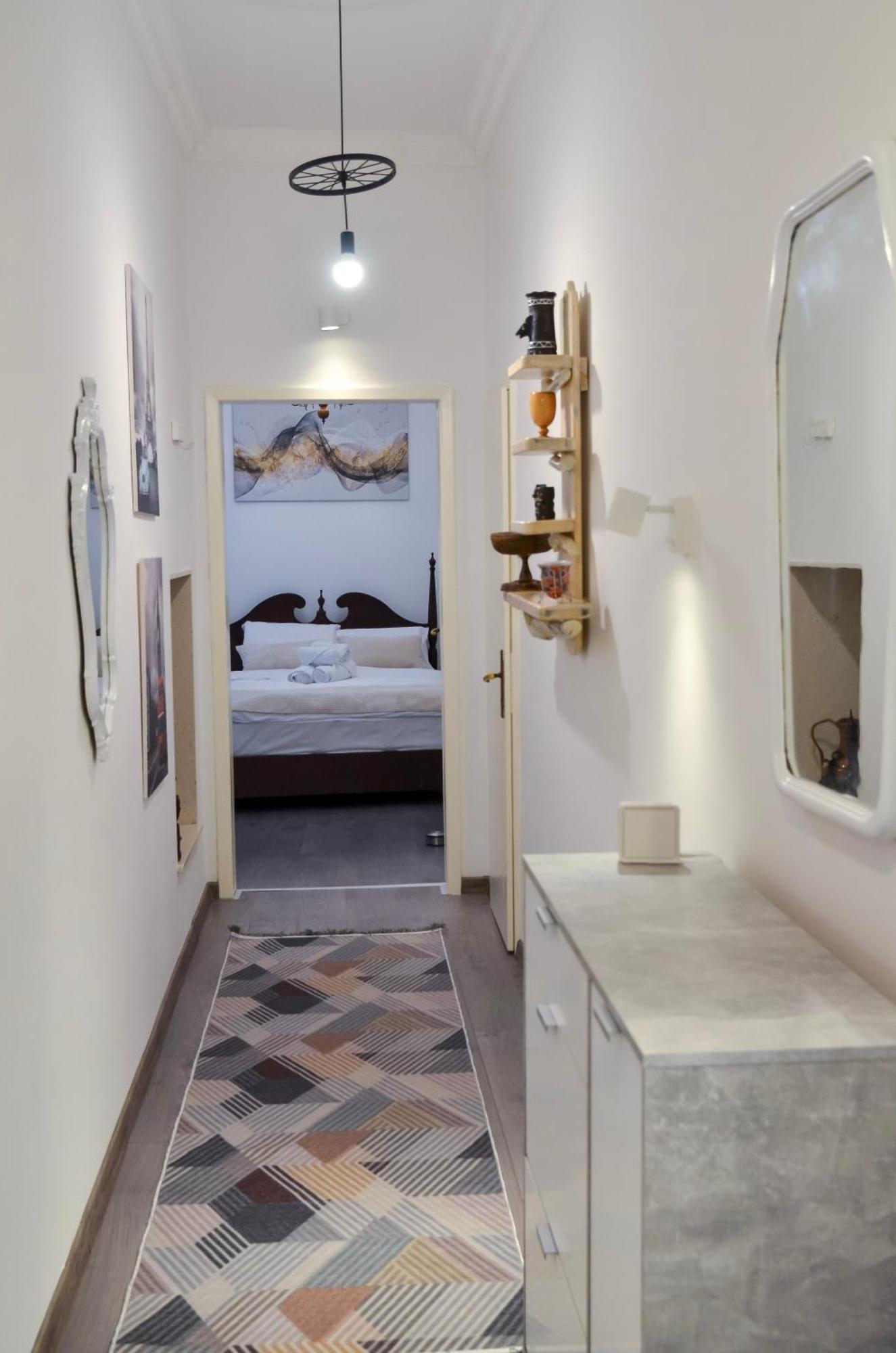 סראייבו Main Street Retreat Apartment With Free Parking מראה חיצוני תמונה