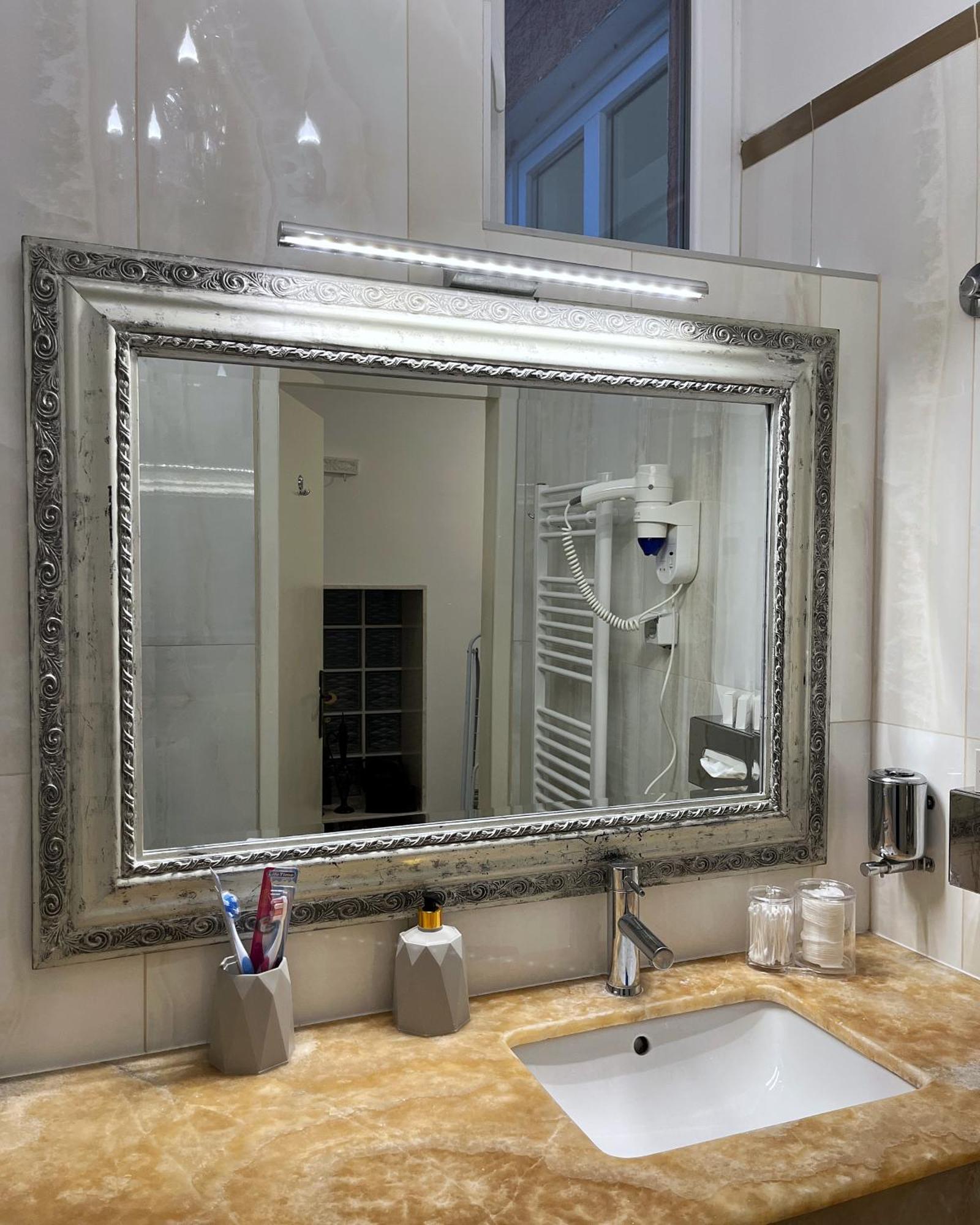 סראייבו Main Street Retreat Apartment With Free Parking מראה חיצוני תמונה